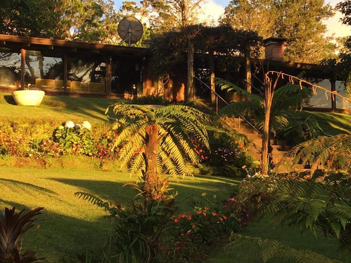 Villa Calas Vara Blanca  ภายนอก รูปภาพ